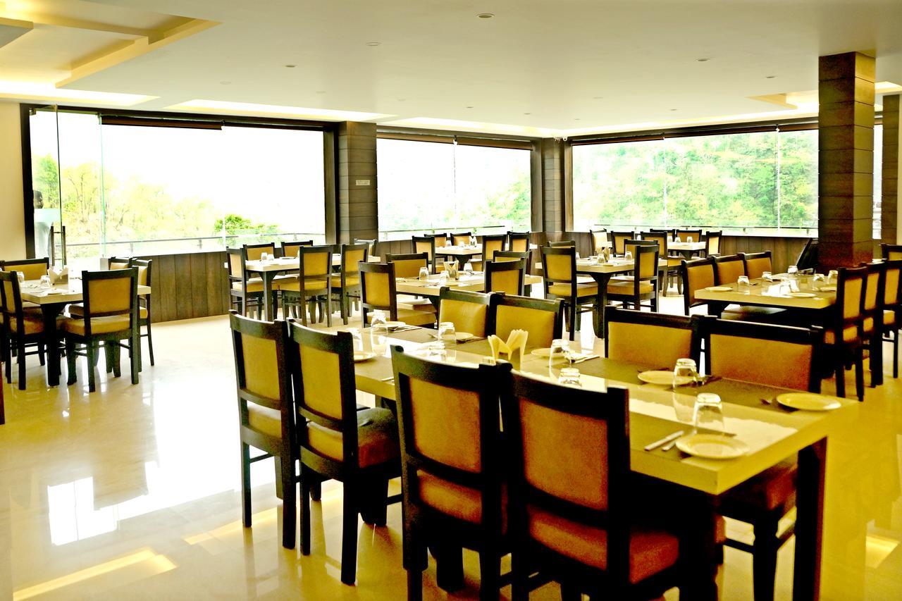 Hotel Trance Ganga Tapovan Экстерьер фото