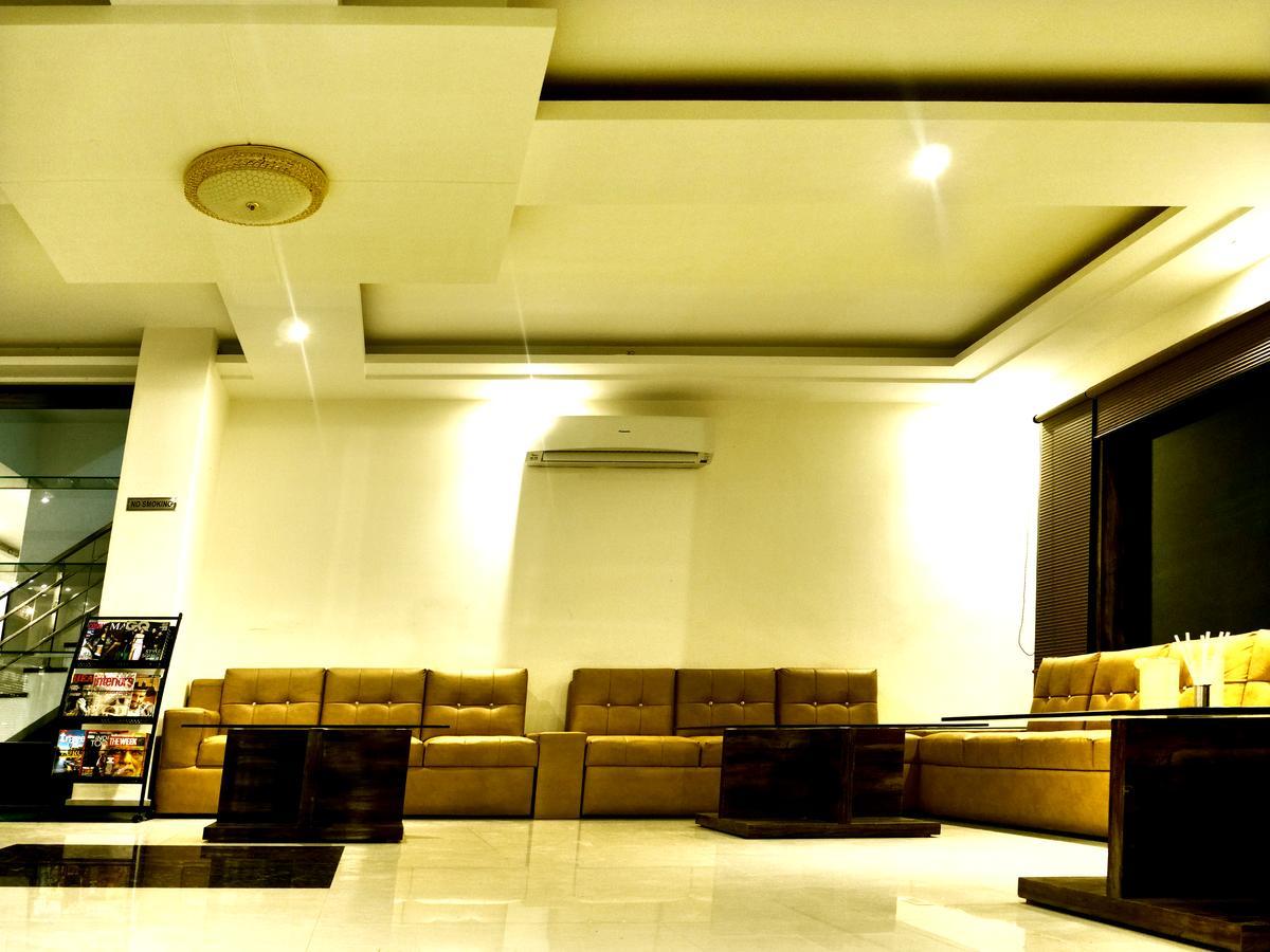 Hotel Trance Ganga Tapovan Экстерьер фото
