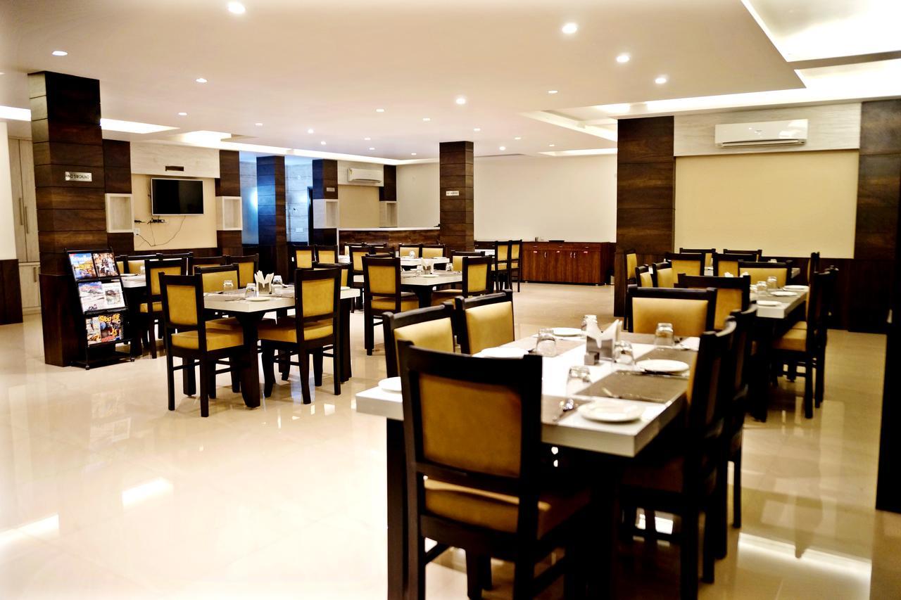 Hotel Trance Ganga Tapovan Экстерьер фото